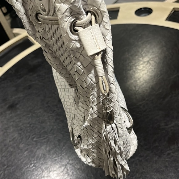 Elliott Lucca Leather Bag - Picture 7 of 10